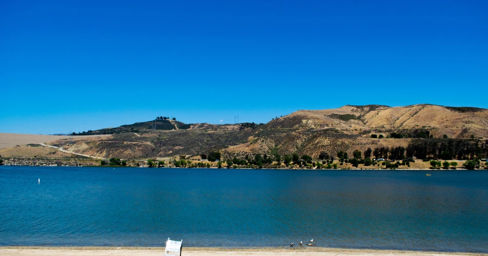 Outdoor Adventures in Castaic: Hiking, Boating & Nature Escapes