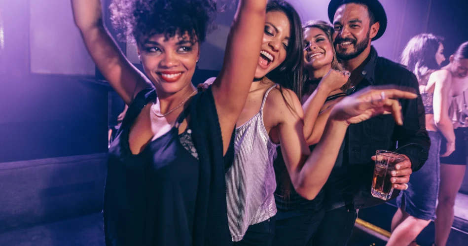 Castaic Nightlife Guide: Best Evening Spots & Entertainment in Castaic, California